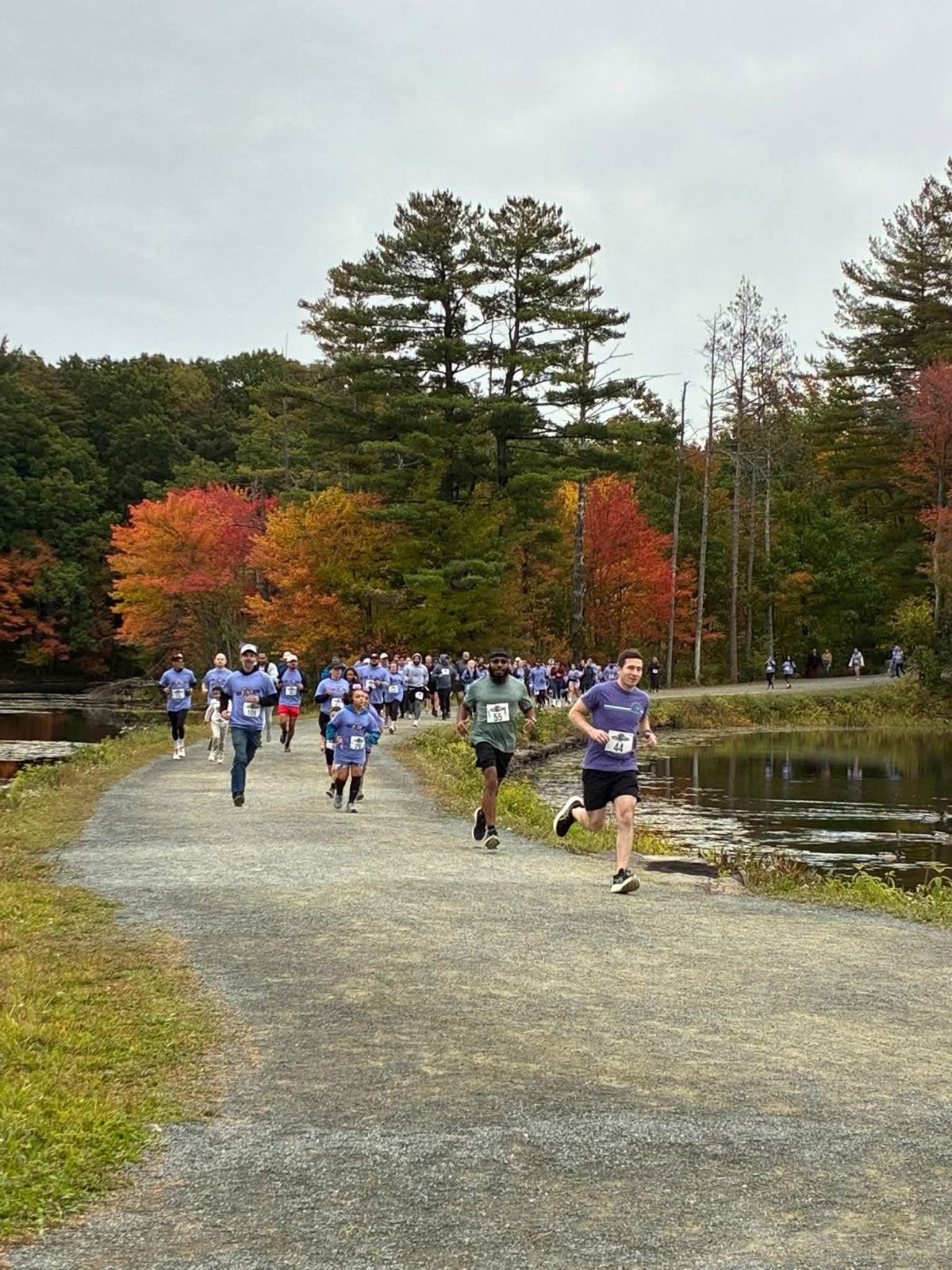 Running with the pack on the reservoir path